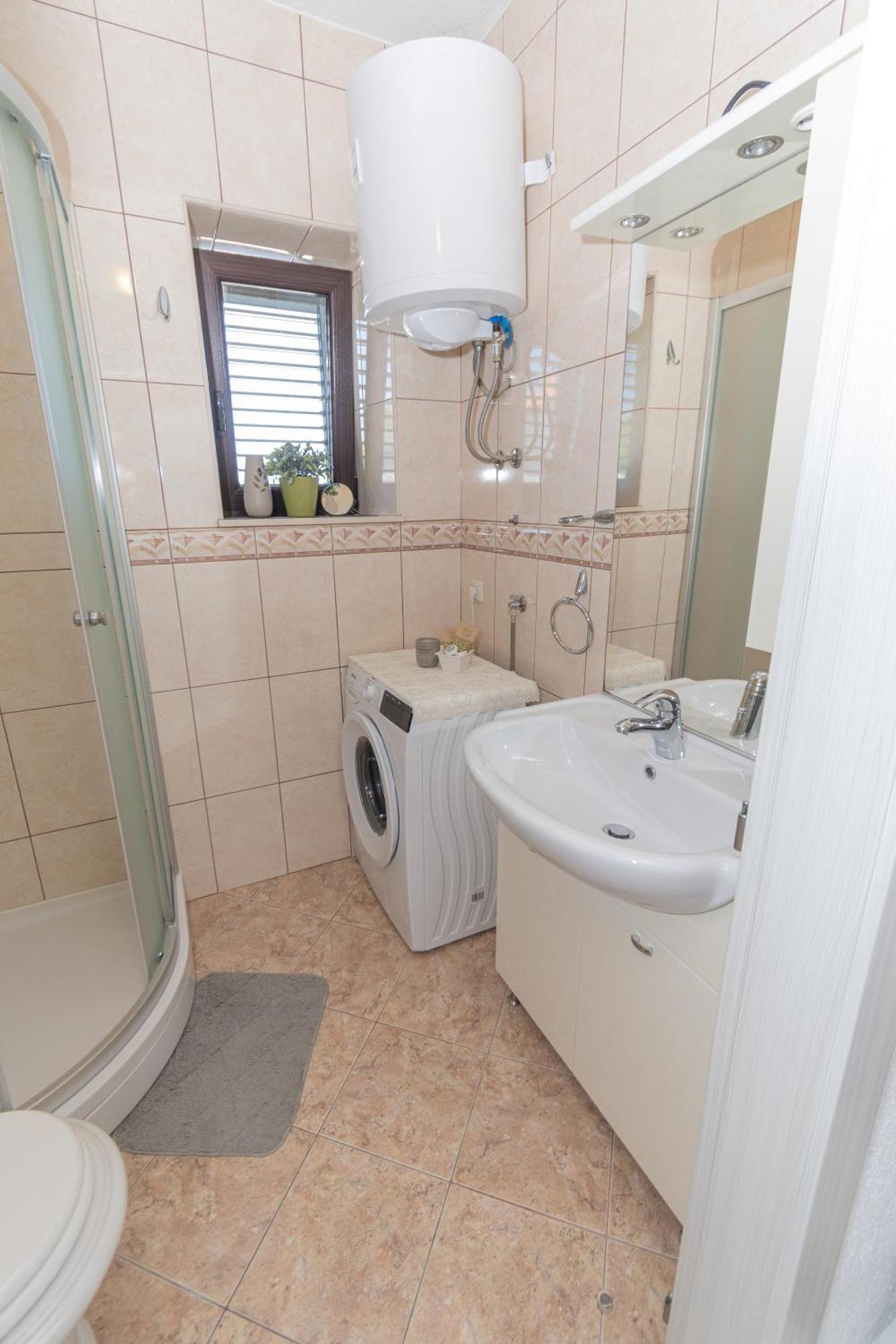 Spacious Villa For 10 With A Big Private Pool Trilj المظهر الخارجي الصورة