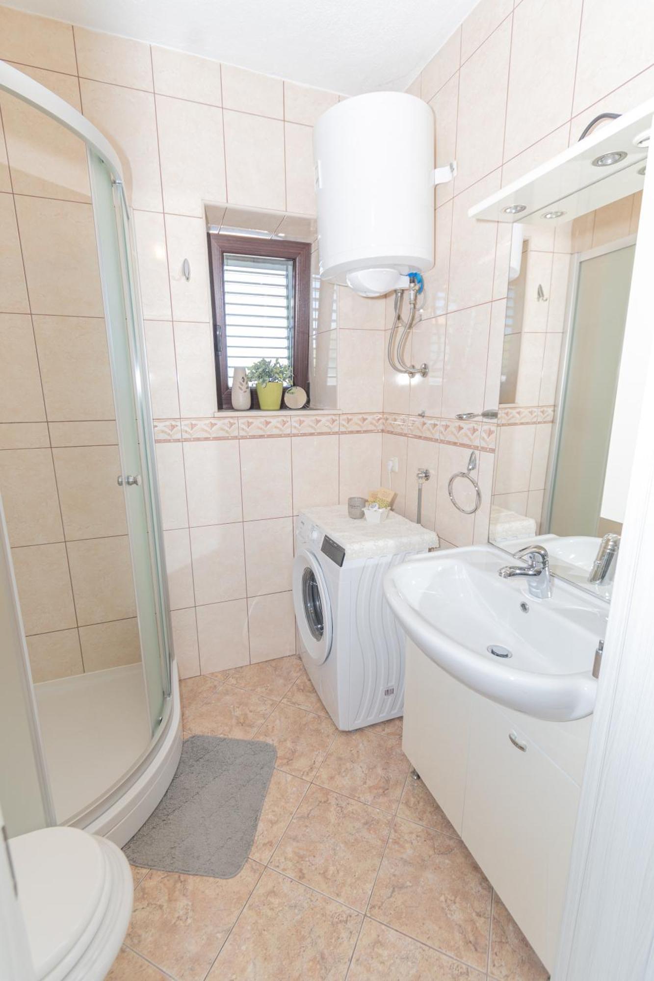 Spacious Villa For 10 With A Big Private Pool Trilj المظهر الخارجي الصورة