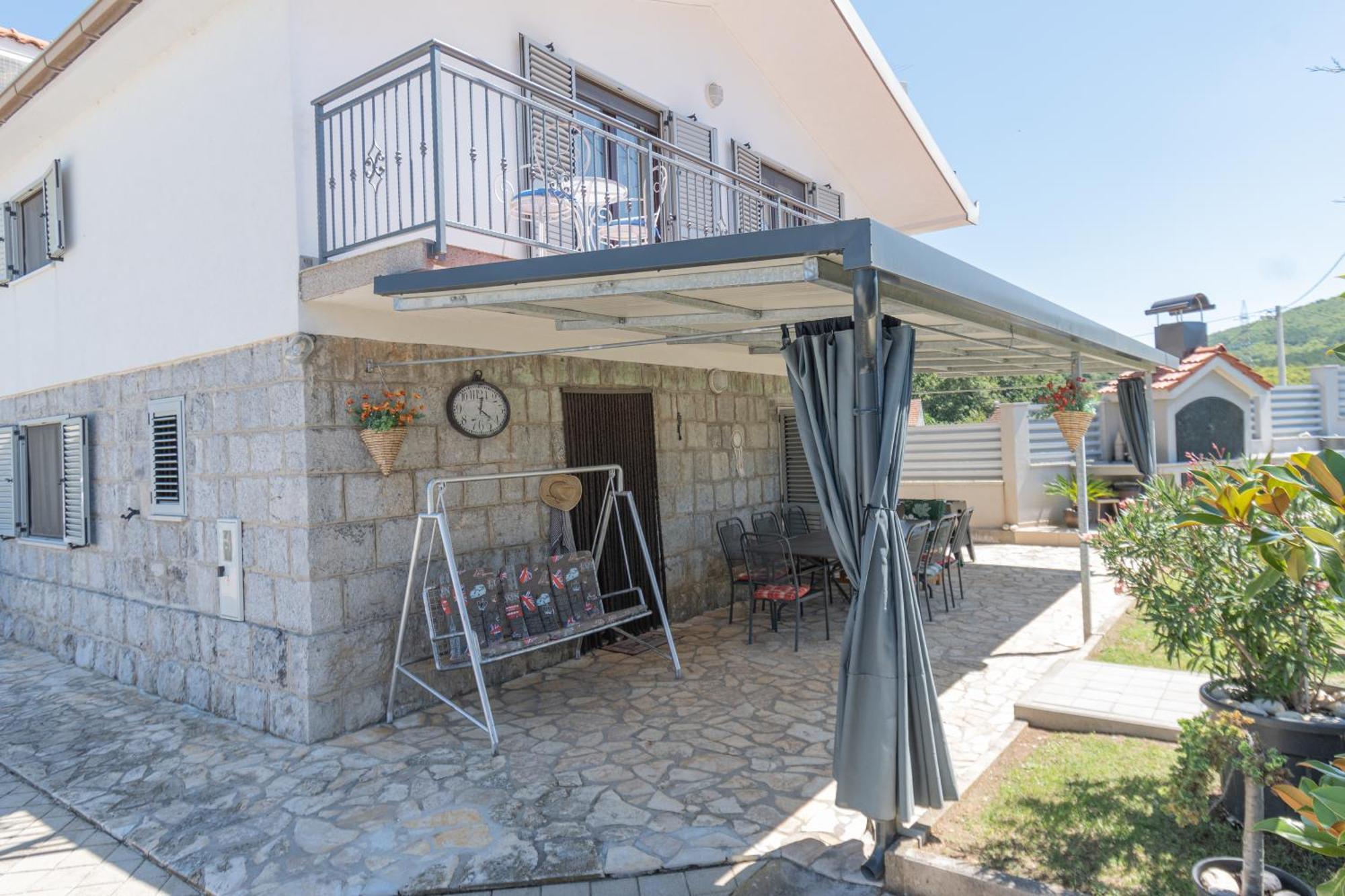 Spacious Villa For 10 With A Big Private Pool Trilj المظهر الخارجي الصورة